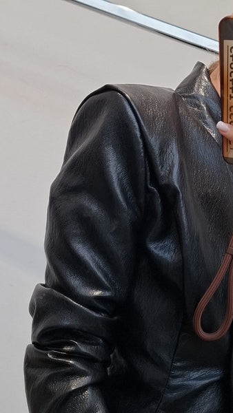 Koženkové sako Drew Black