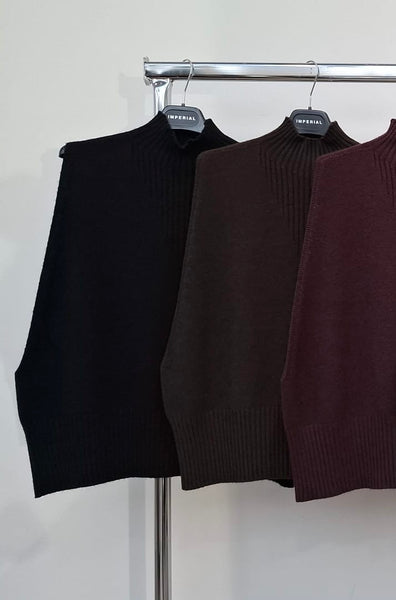 Vesta Roel More Colors