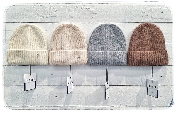 Čiapka Winter More colors