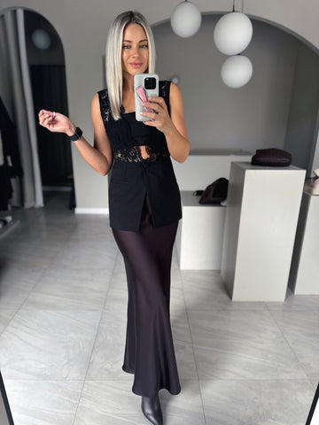 Vesta Taylor More colors