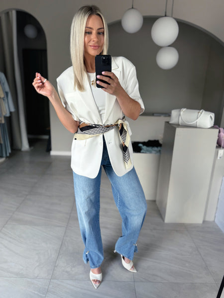 Sako Liece White