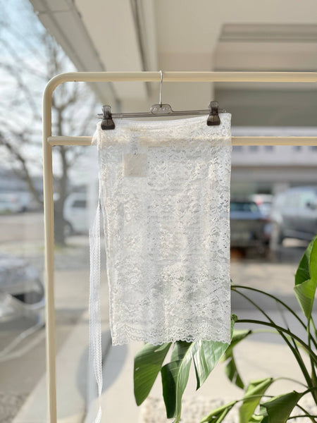 Záclonka Fia Short White