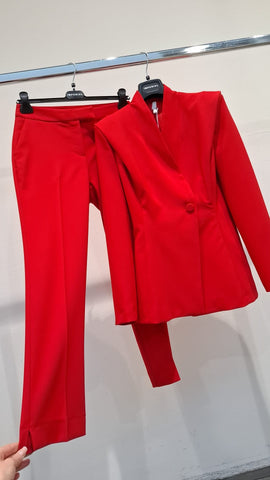 Kostým Giorgina Red
